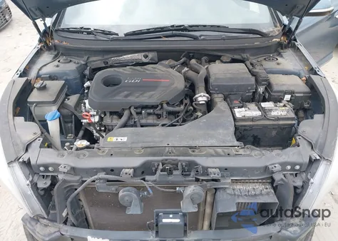 2015 Hyundai Sonata Sport 2.0T z USA, uszkodzony, nr VIN 5NPE34ABXFH059623